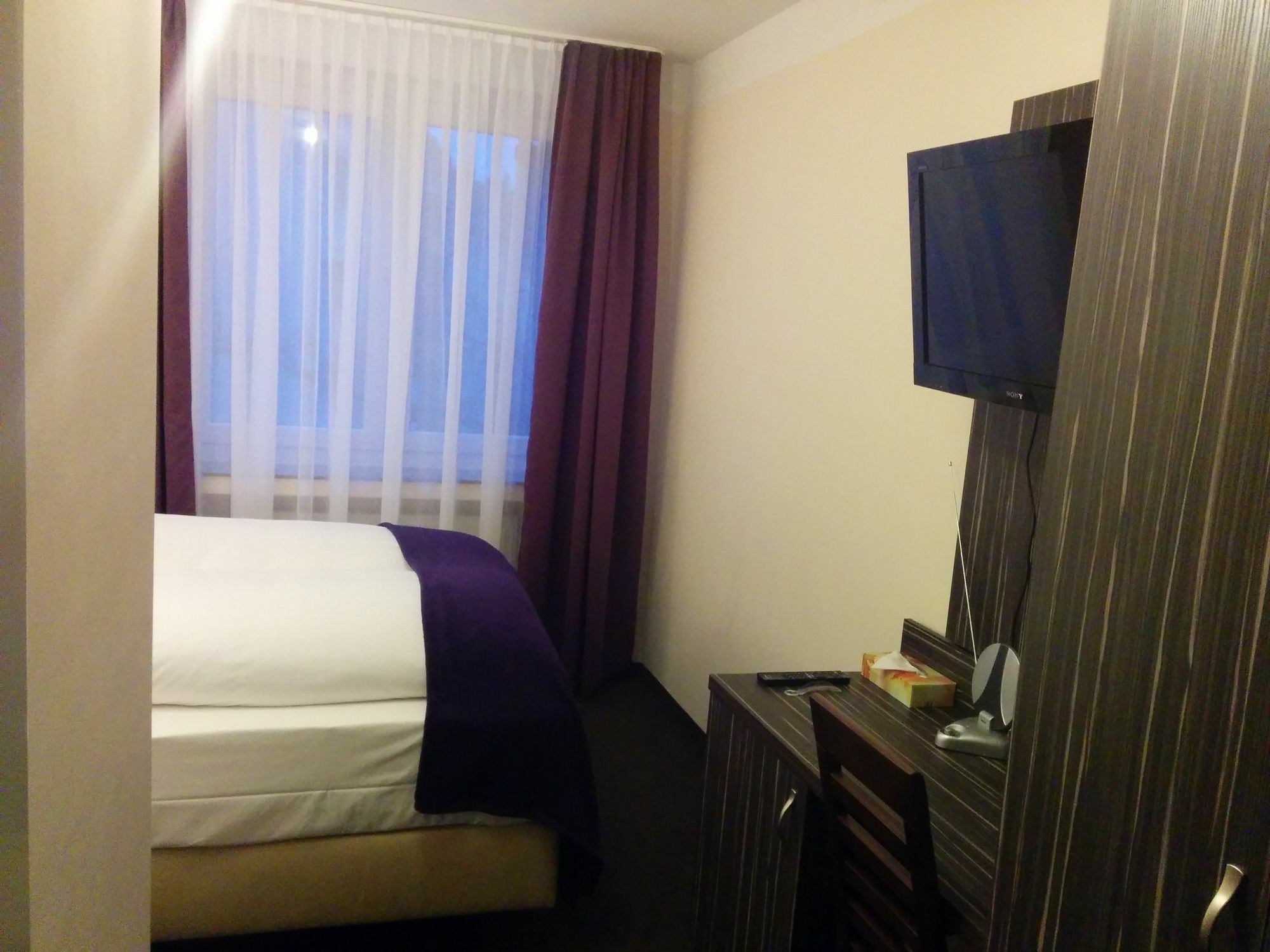Famosa 3* Düsseldorf